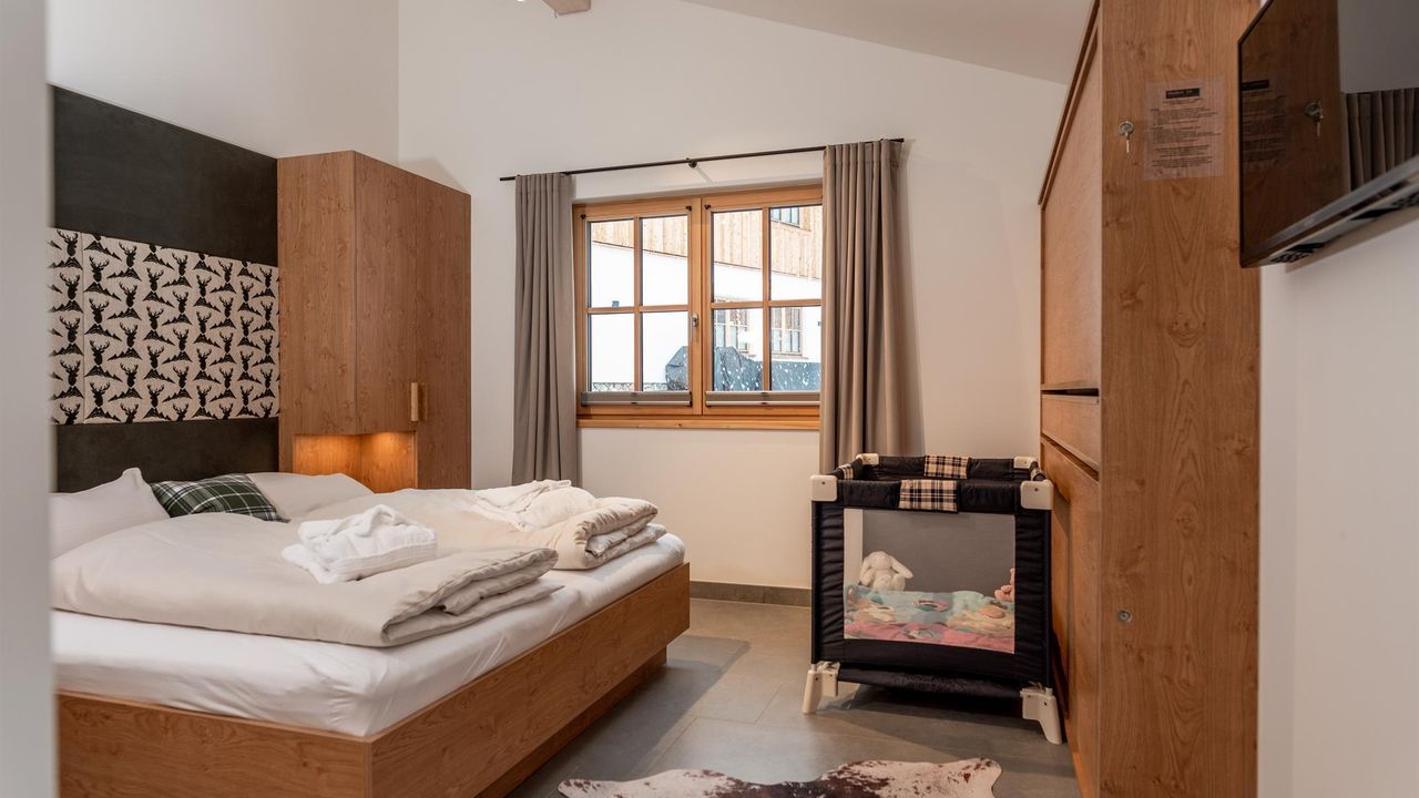 Gesamt zwei Schlafzimmer Gesamt zwei Schlafzimmer